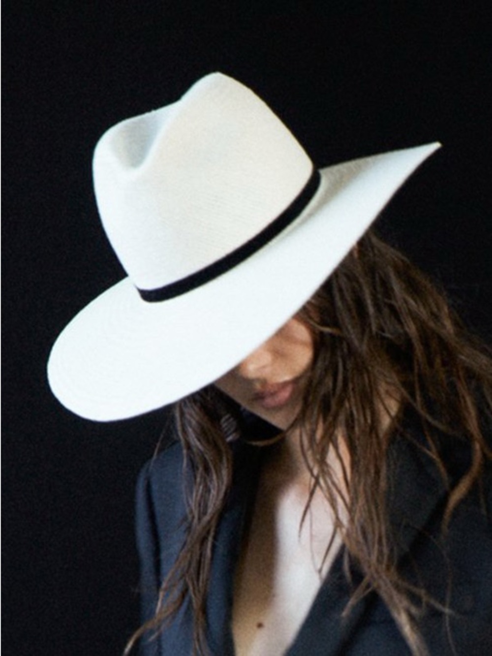 Janessa Leone White Wide-Brim Fedora with Black Band - M